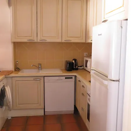 Apartment 3 Pieces Avec Vue Et Piscine A - Fr-1-780-52 Sainte-Maxime